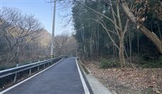 广西隆林委乐至革步高速公路一期工程隧道全部贯通