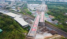 国内最大纵坡双幅转体桥梁成功转体！