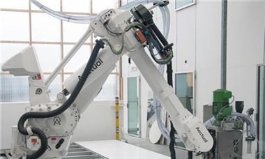 XXL 3D打印机使用igus拖链系统实现建筑项目的可靠打印