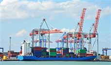 变幅式打桩船“二航长青”轮启航：桩架高150米