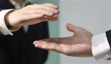 网易联合徐工发布行业首个“黑灯工地”和“牧羊人”模式，工程机器人落地十多个省市