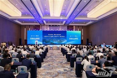 华中科技大学牵头组建的光谷传感器产业创新联盟揭牌成立